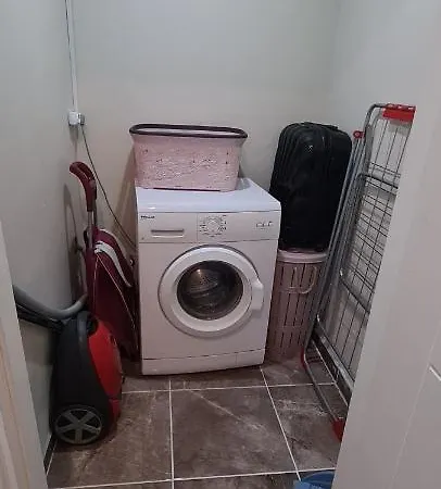 Apartment Super Lux 3+1 In Beylikduzu Istanbul